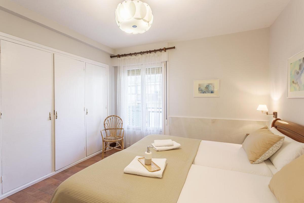 Pension Zarauz Playa エクステリア 写真